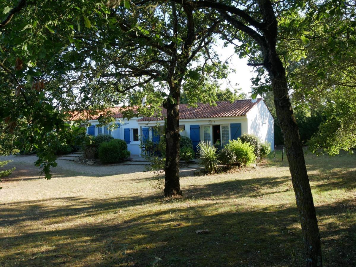 Hôtel ULVF Les Hibiscus à Saint-Jean-de-Monts Extérieur photo